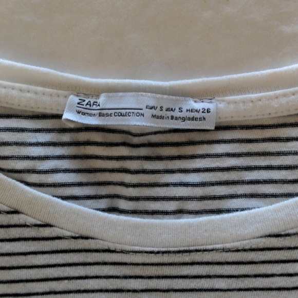 Striped black and white t-shirt - Picture 3 of 3